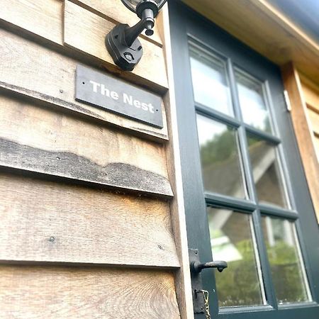 Hotel The Nest Rake Exterior foto